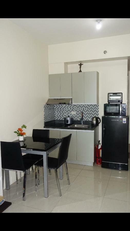 Affordable Makati Serviced Apartments Manila Eksteriør bilde